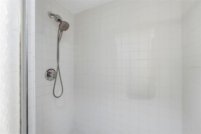 Image No.16-2 Bed Property for sale