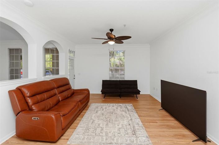 Image No.32-2 Bed Property for sale