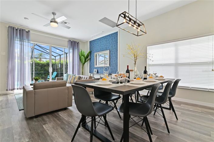 Image No.19-6 Bed Property for sale