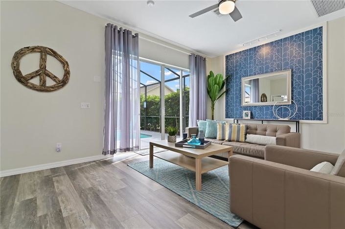 Image No.24-6 Bed Property for sale