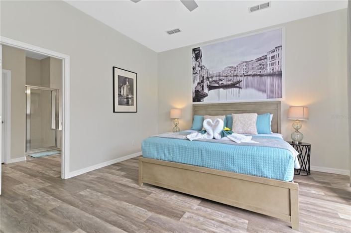 Image No.29-6 Bed Property for sale