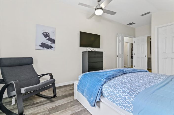 Image No.49-6 Bed Property for sale