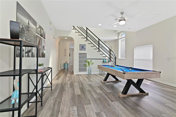 Image No.5-6 Bed Property for sale