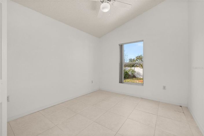 Image No.22-3 Bed Property for sale