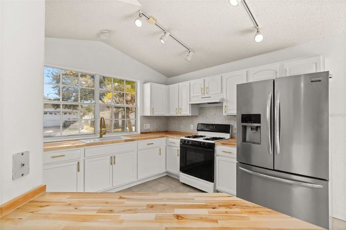 Image No.4-3 Bed Property for sale