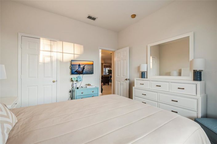 Image No.28-3 Bed Property for sale