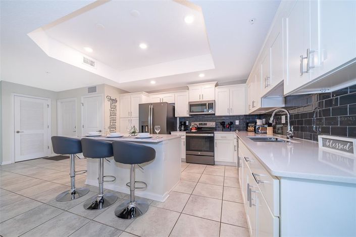 Image No.11-3 Bed Property for sale