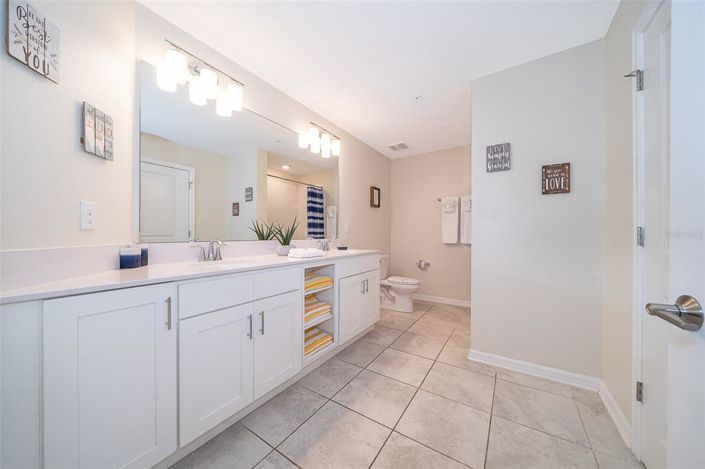 Image No.14-3 Bed Property for sale