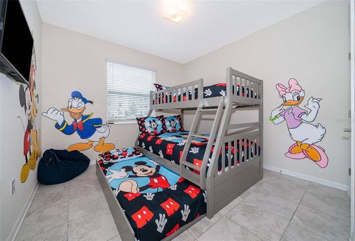 Image No.7-3 Bed Property for sale