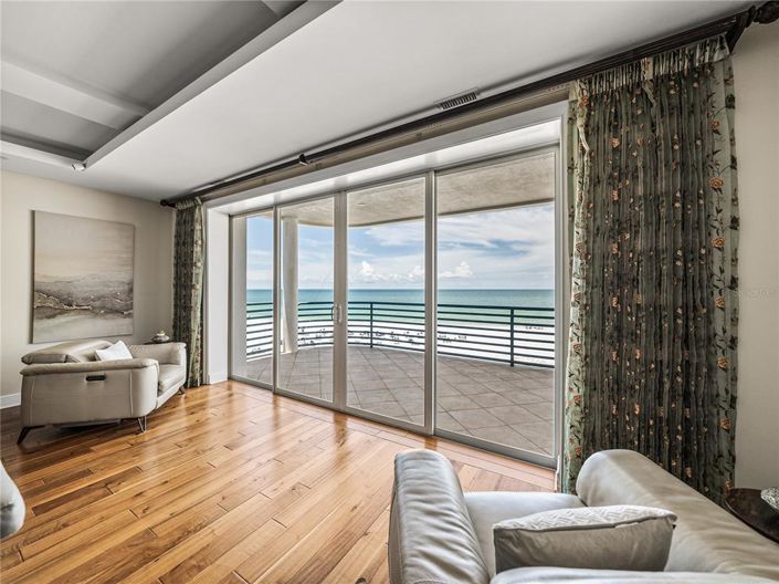 Image No.33-3 Bed Property for sale