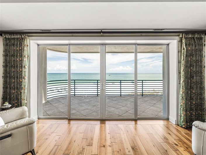 Image No.34-3 Bed Property for sale