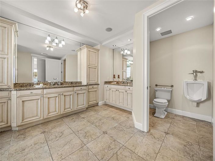 Image No.55-3 Bed Property for sale