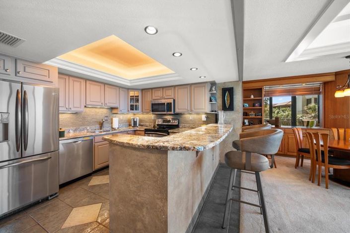 Image No.13-2 Bed Property for sale