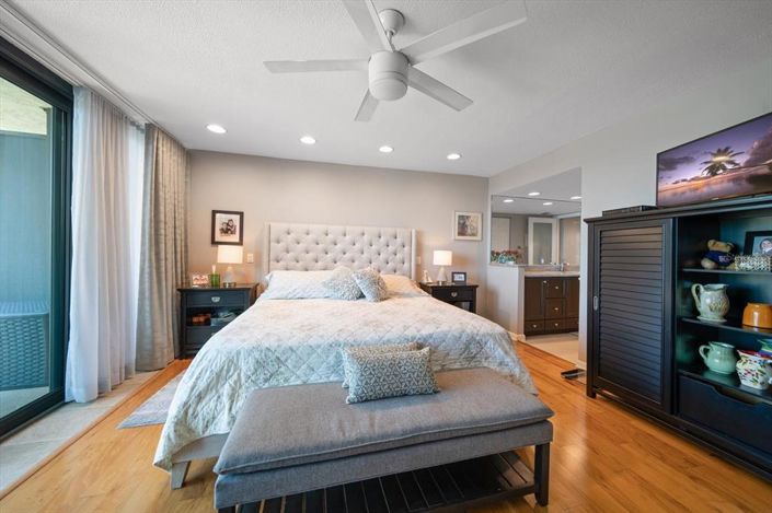 Image No.19-2 Bed Property for sale