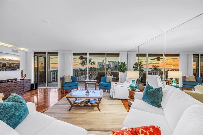 Image No.16-2 Bed Property for sale