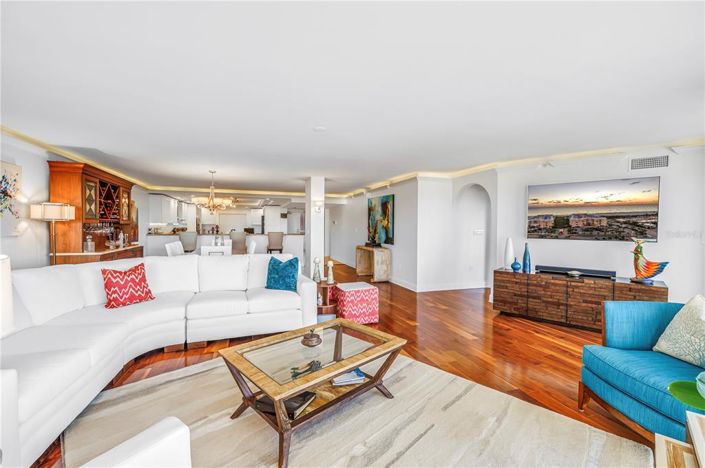 Image No.18-2 Bed Property for sale