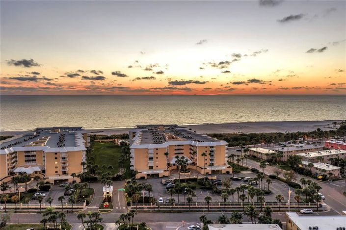 Image No.55-2 Bed Property for sale