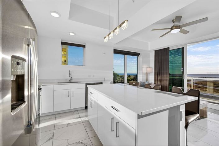 Image No.17-2 Bed Property for sale