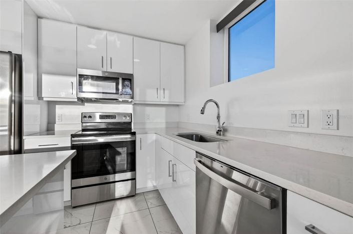 Image No.22-2 Bed Property for sale