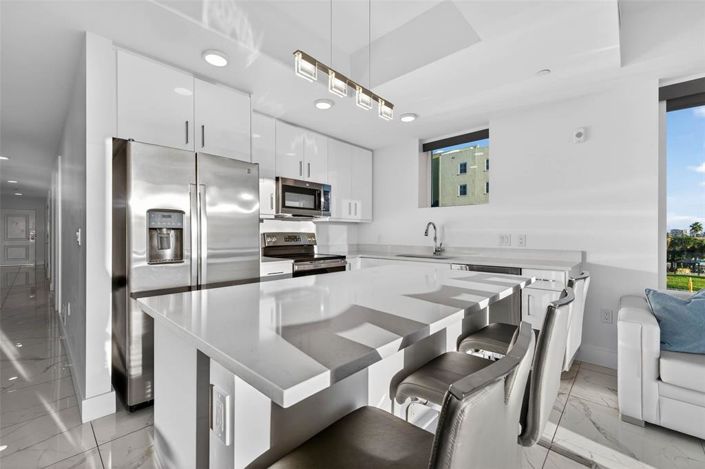 Image No.23-2 Bed Property for sale