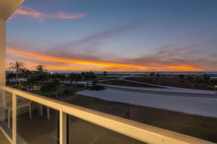 Image No.34-2 Bed Property for sale