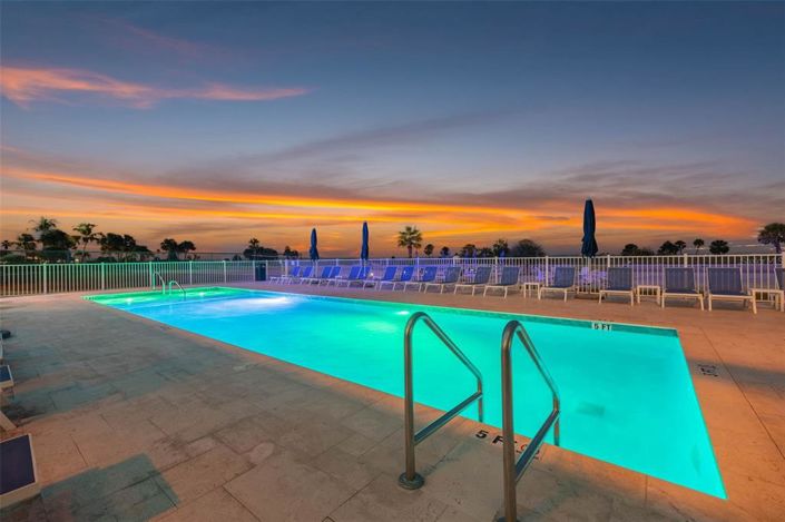 Image No.36-2 Bed Property for sale