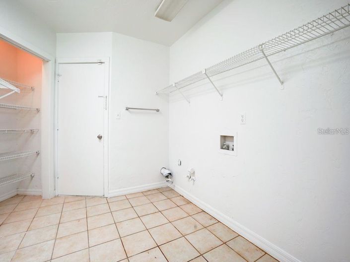 Image No.21-3 Bed Property for sale