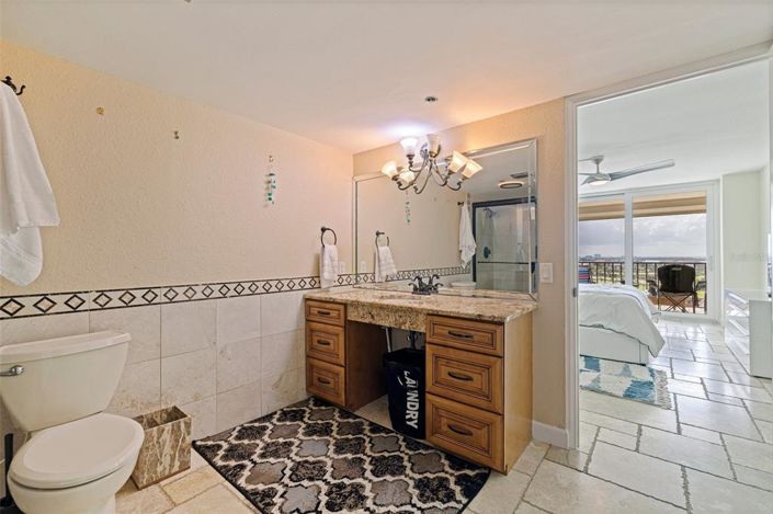 Image No.18-2 Bed Property for sale