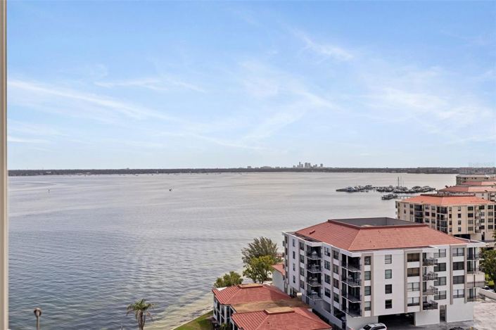 Image No.30-2 Bed Property for sale