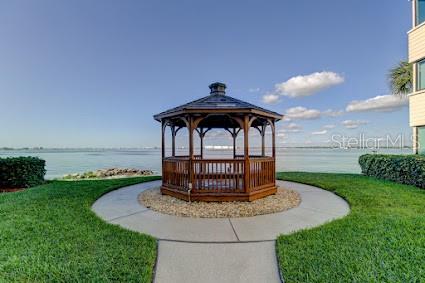 Image No.24-2 Bed Property for sale