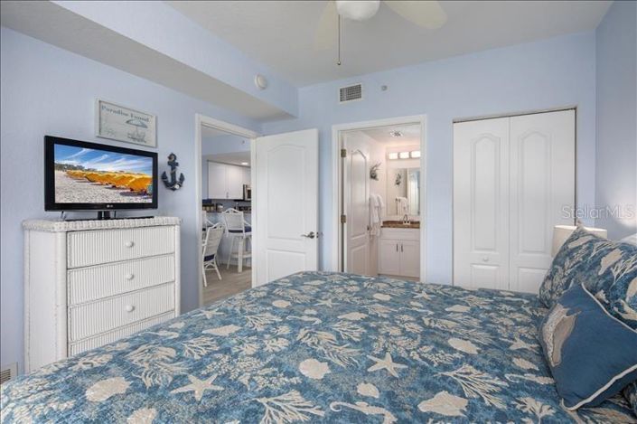 Image No.17-2 Bed Property for sale