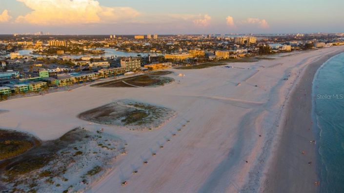 Image No.35-2 Bed Property for sale