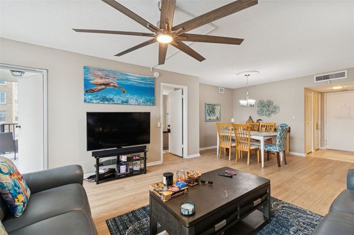 Image No.16-2 Bed Property for sale