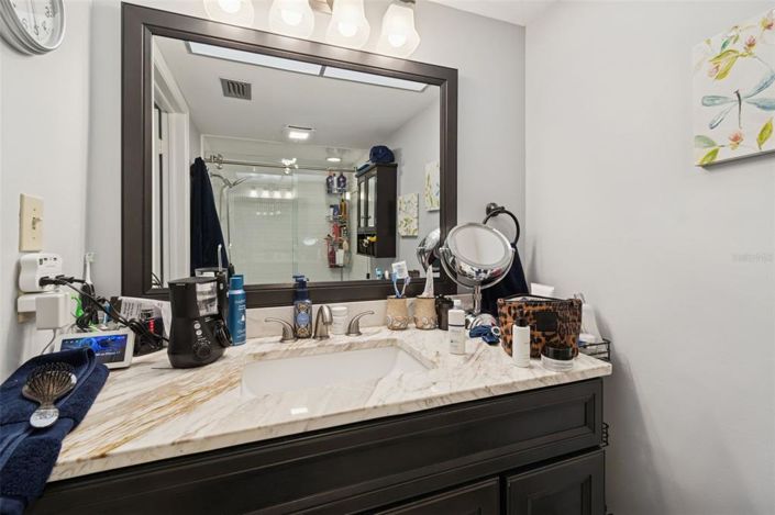 Image No.26-2 Bed Property for sale