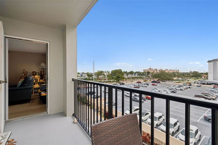 Image No.33-2 Bed Property for sale