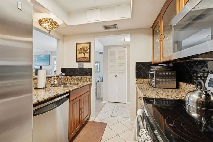 Image No.4-2 Bed Property for sale