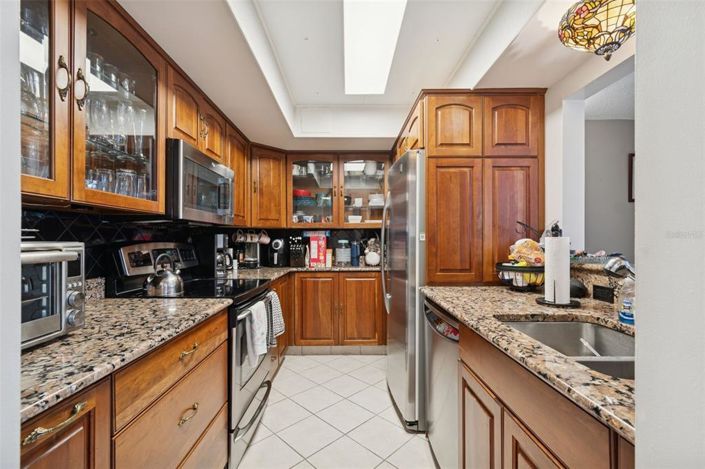 Image No.7-2 Bed Property for sale