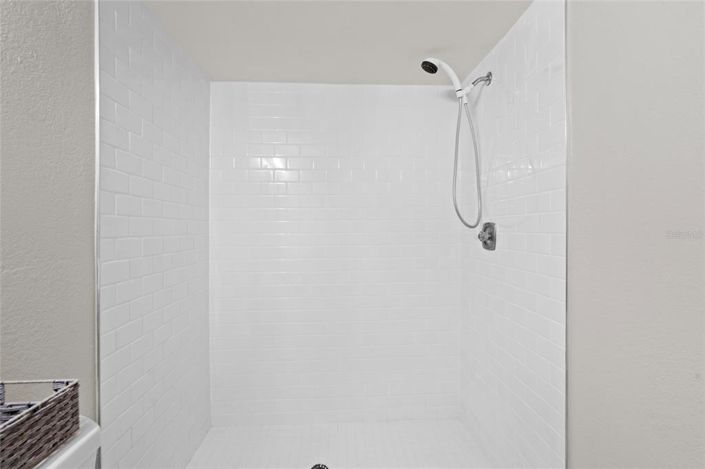 Image No.21-2 Bed Property for sale