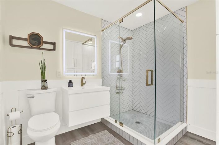 Image No.15-3 Bed Property for sale