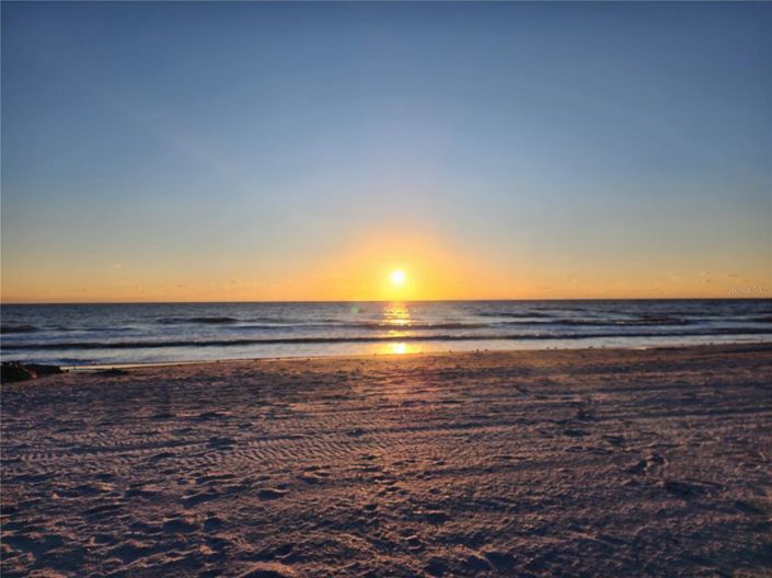 Image No.32-3 Bed Property for sale