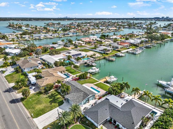 Image No.5-3 Bed Property for sale