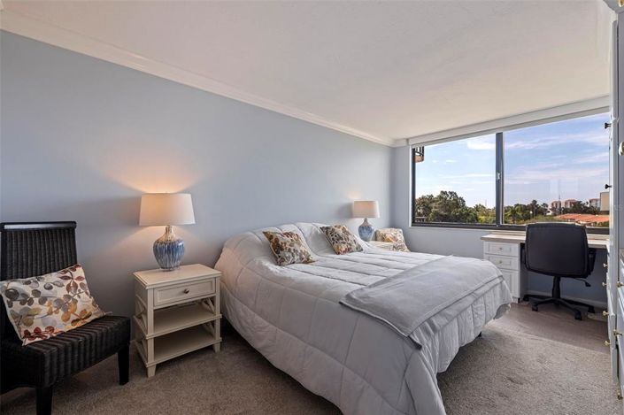 Image No.13-2 Bed Property for sale