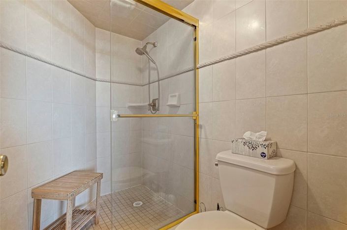 Image No.18-2 Bed Property for sale