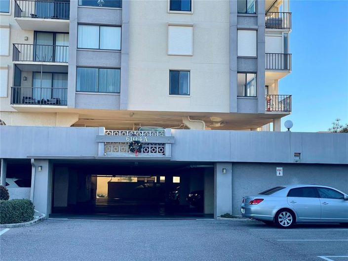 Image No.2-2 Bed Property for sale