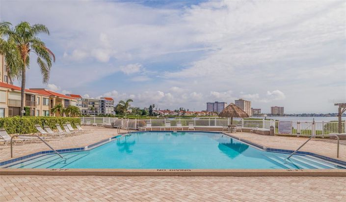 Image No.38-2 Bed Property for sale