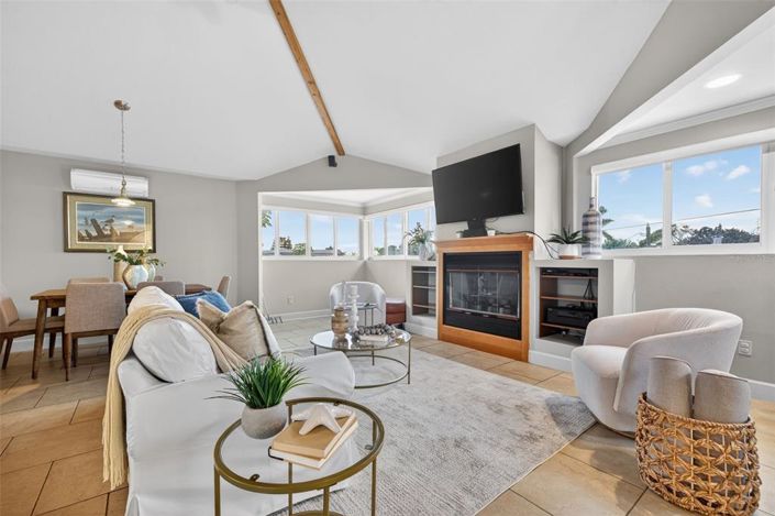 Image No.17-4 Bed Property for sale