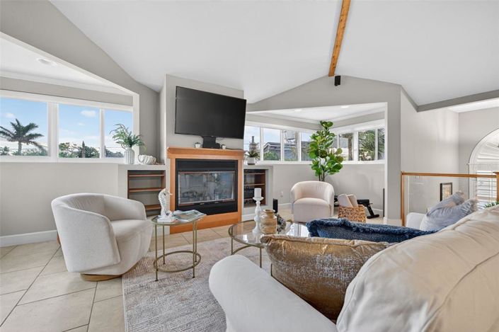 Image No.18-4 Bed Property for sale