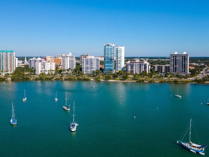 Image No.7-Propriété de 4 chambres à vendre à Sarasota