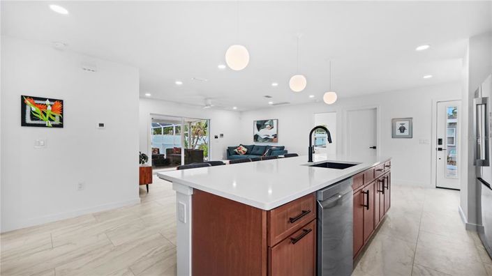 Image No.11-Propriété de 2 chambres à vendre à Sarasota