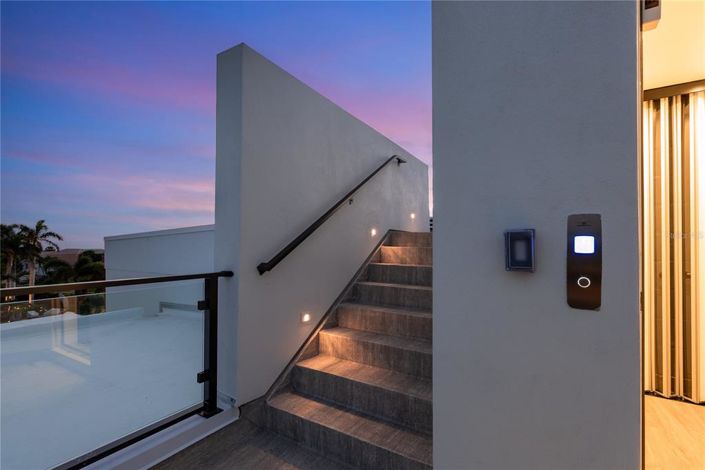 Image No.24-4 Bed Property for sale